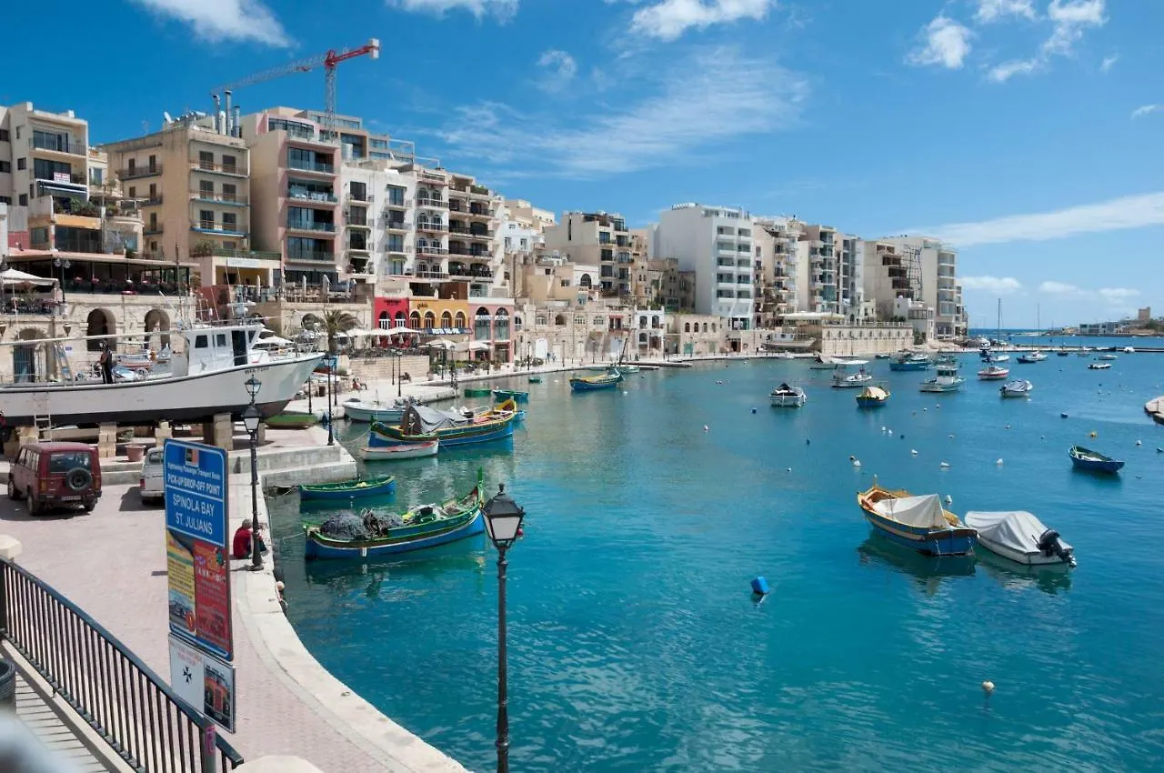 Modern 2 Bedroom Apartment In St Julians San Giuliano